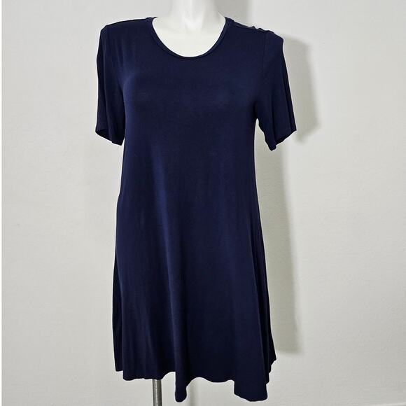 dip Dresses & Skirts - Dip casual dress short sleeve solid blue sz L